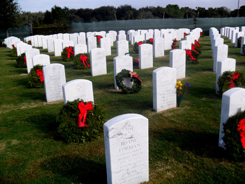 2011 wreath ceremony, unfortunately
there is never enough wreaths for each headstone - click to enlarge