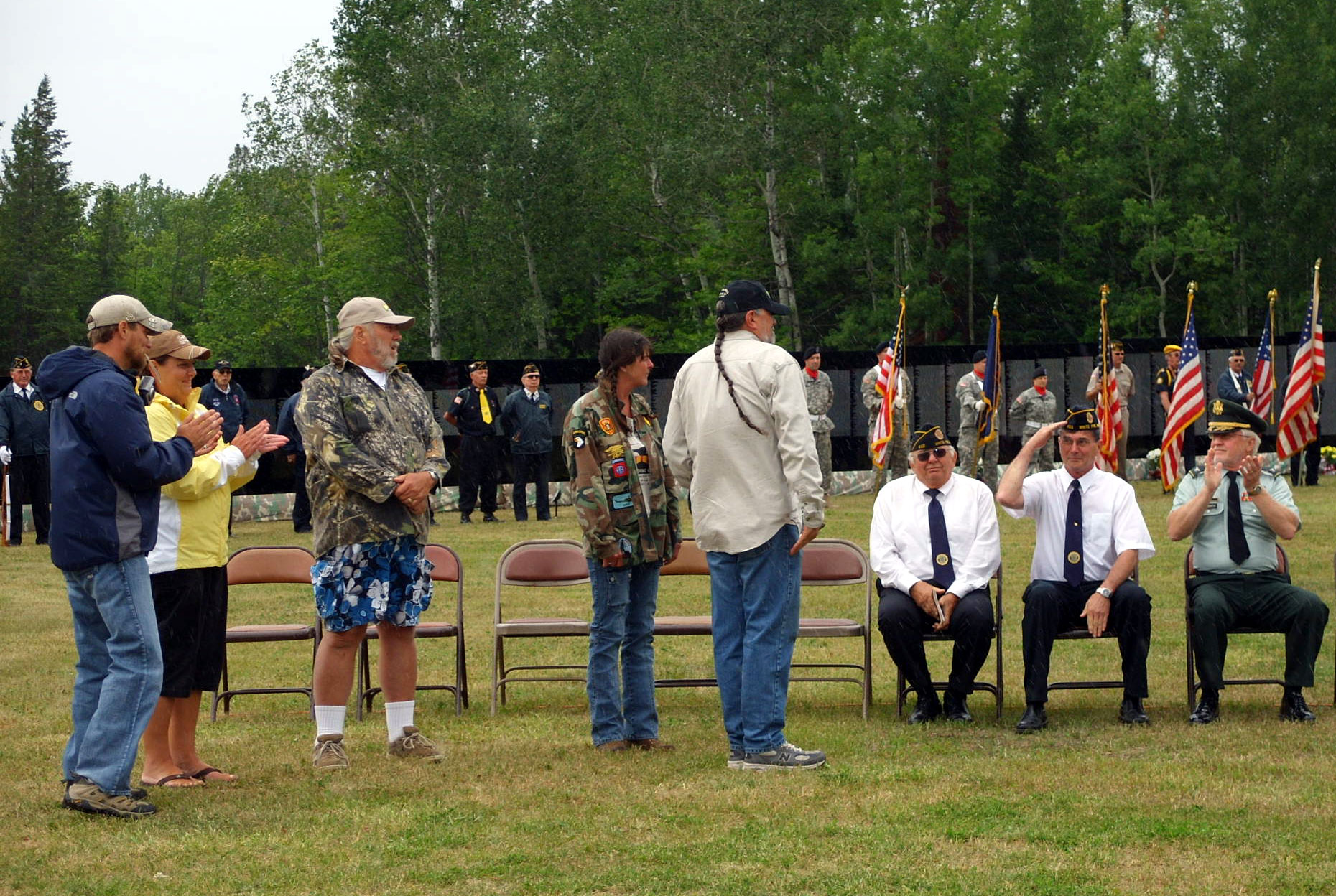 (L-R) Aaron and Lisa Gray,
Norris Shears, Joy and John Devitt receiving their plaque - click to enlarge