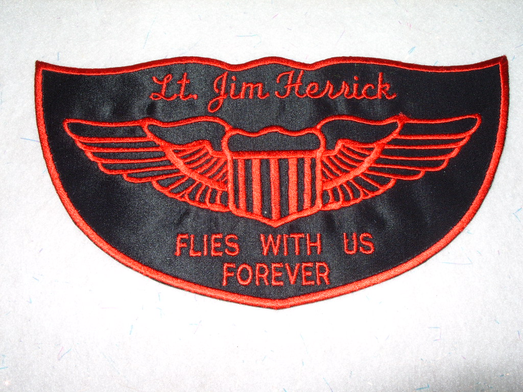 Patch designed by Paul Herrick, brother of
Jim Herrick for the 2009 Run for the Wall